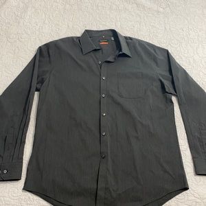 Van Heusen Mens pin stripe button up, collared dress shirt